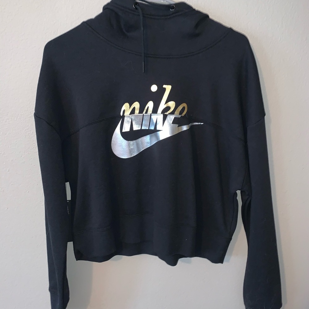 Nike cropped hoodie
